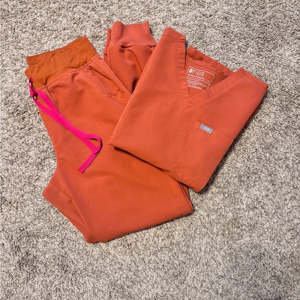 FIGS TERRACOTTA SET